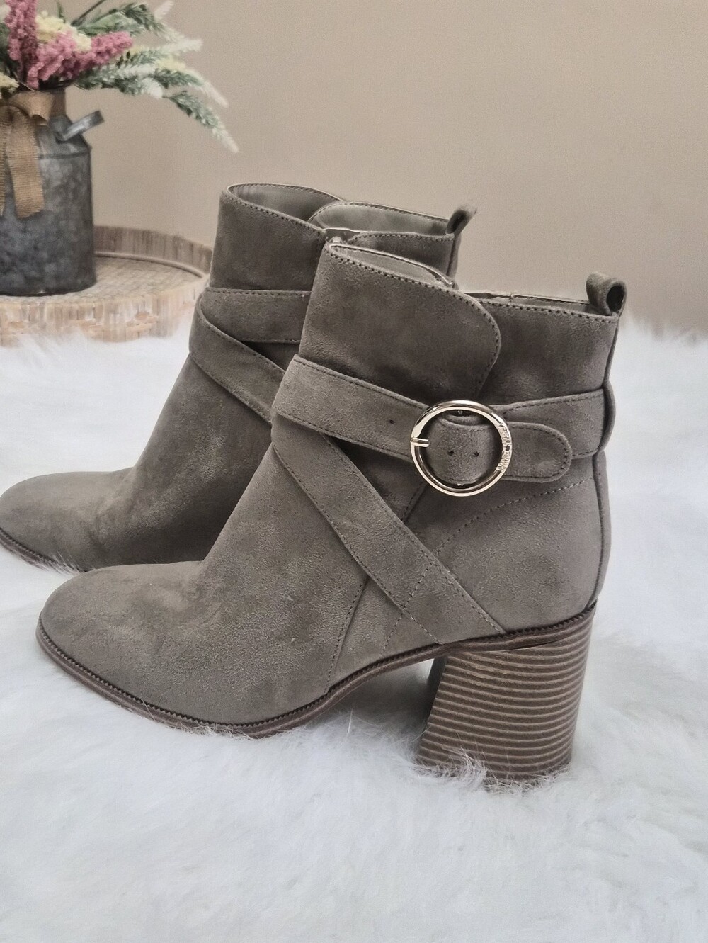Nine West Nevermind Womans Dress Ankle Boots Size 9